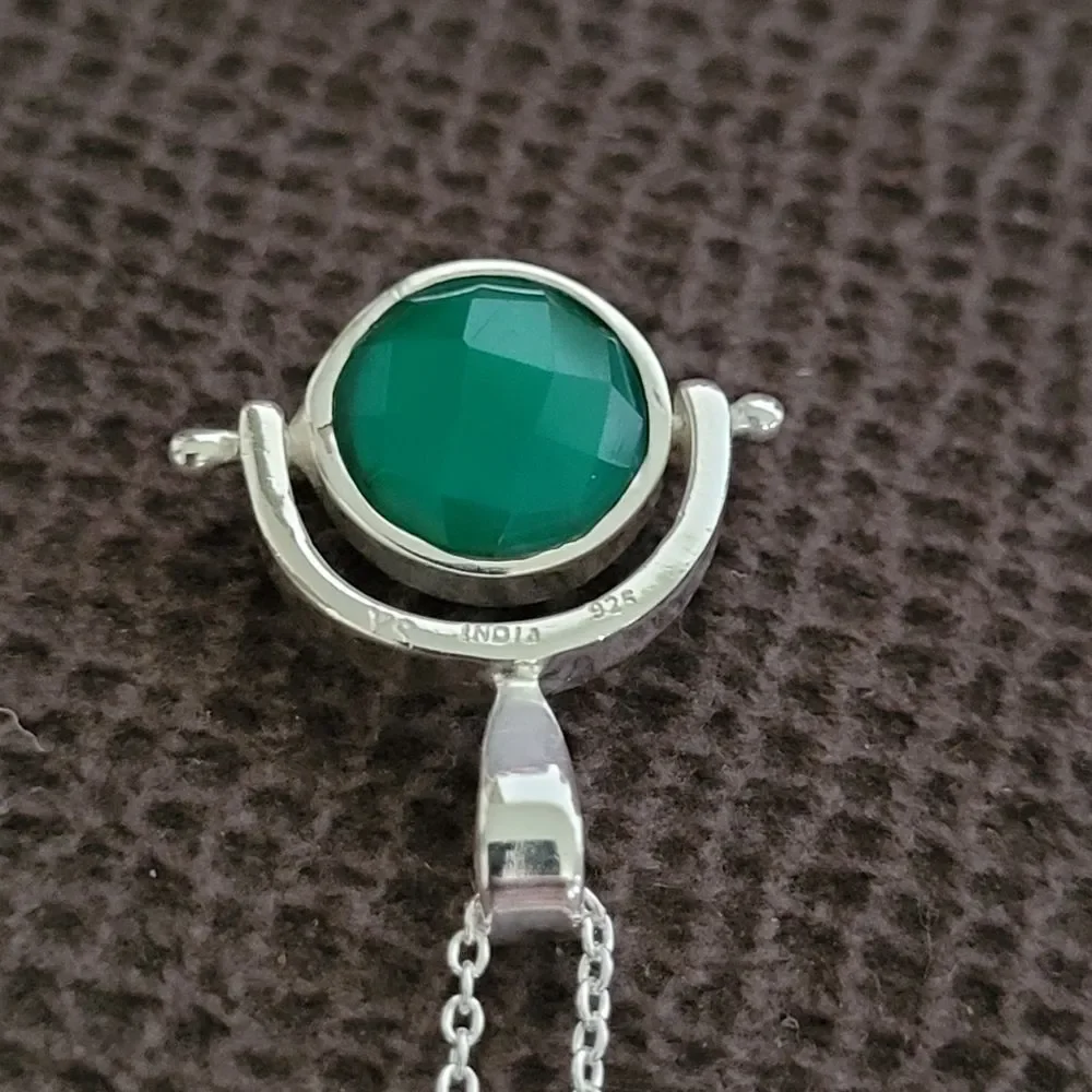 Shivam Rotating Disc💿 Pendant Necklace - NWT